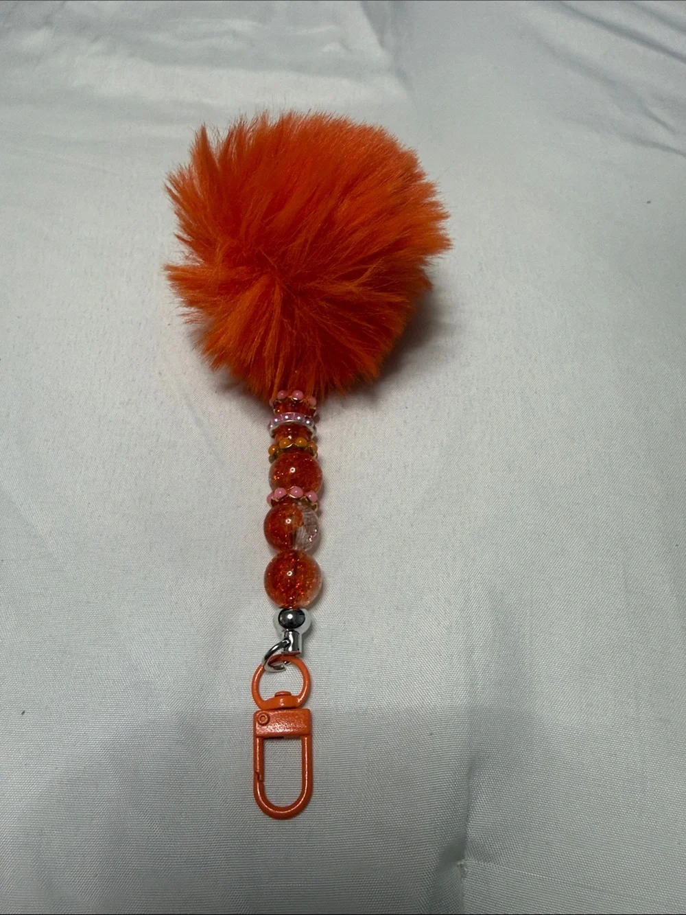 The Unbranded Brand soft pom